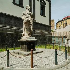 La Reggia Della Duchesca Affittacamere