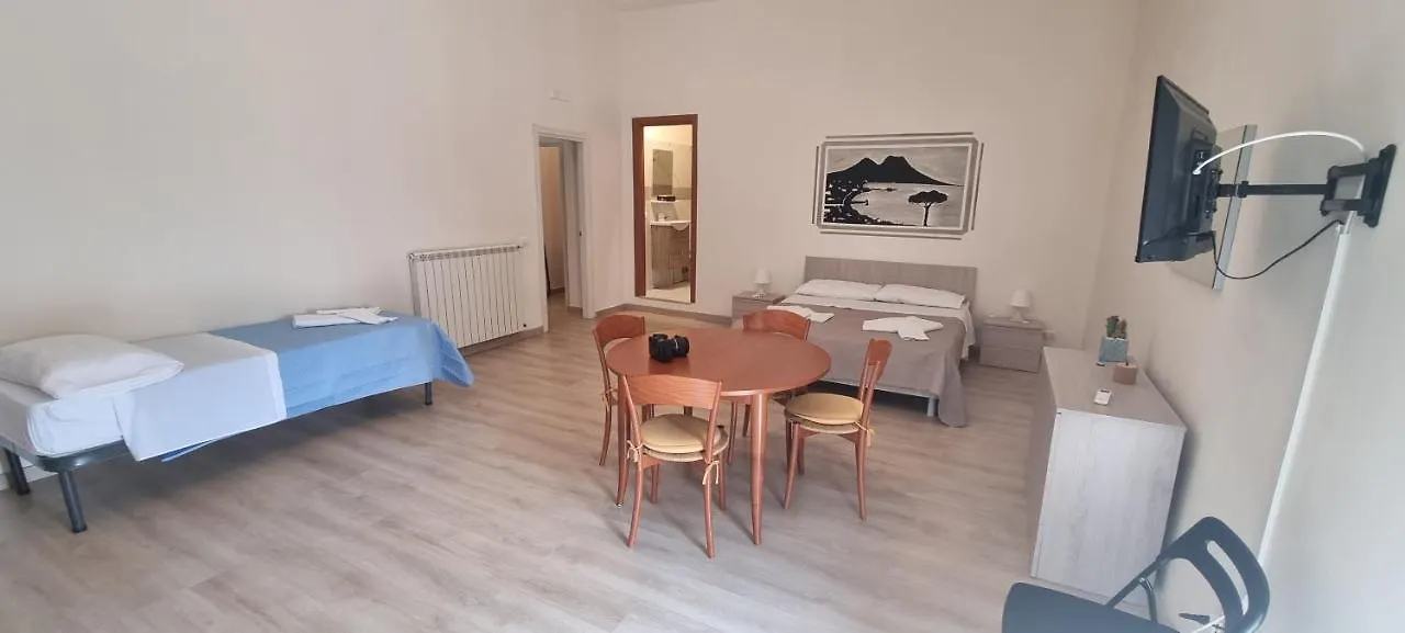 Keira Napoli Hotel